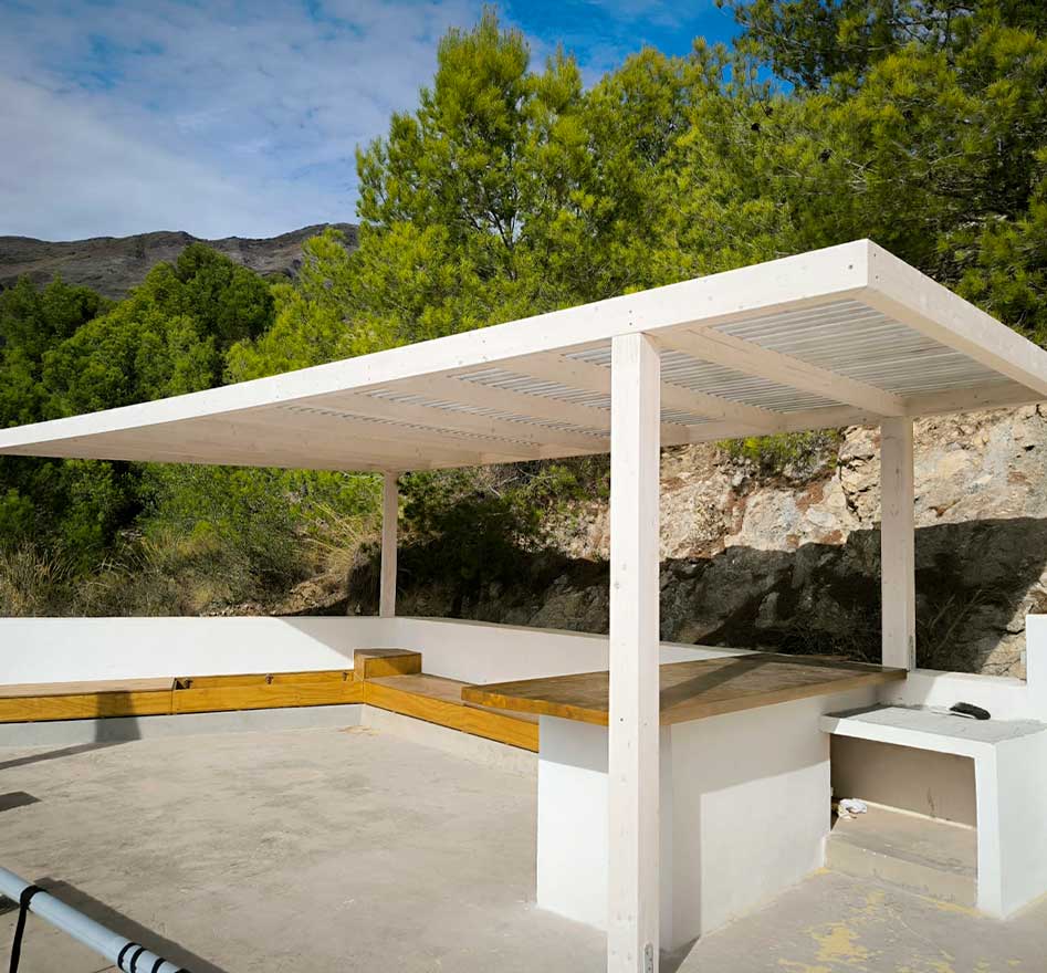 EXTERIOR-3